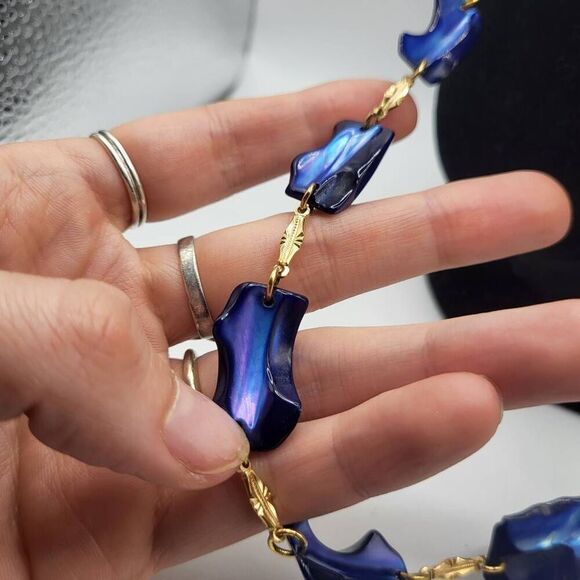 Beautiful Cerulean Blue Mother of Pearl and Gold Necklace - Picture 5 of 7